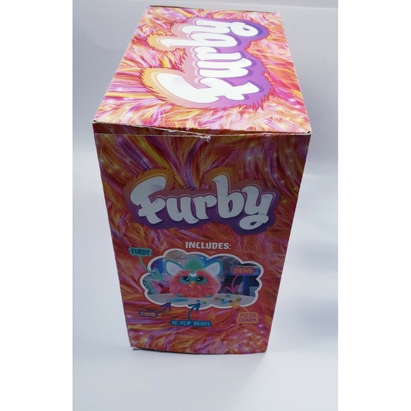 Furby Coral Interactive Plush Toy Hasbro - Picture 5 of 6